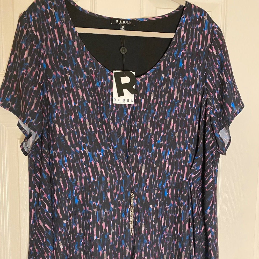 BRAND NEW WITH TAGS - Rebel Wilson X Angels Women’s Plus Size Multi-Color Blouse